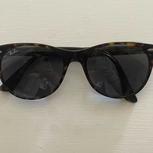 Rayban Sunglasses. Never worn.